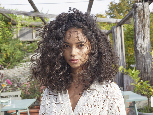 Summer hair looks that evolve from day to night - Davines
