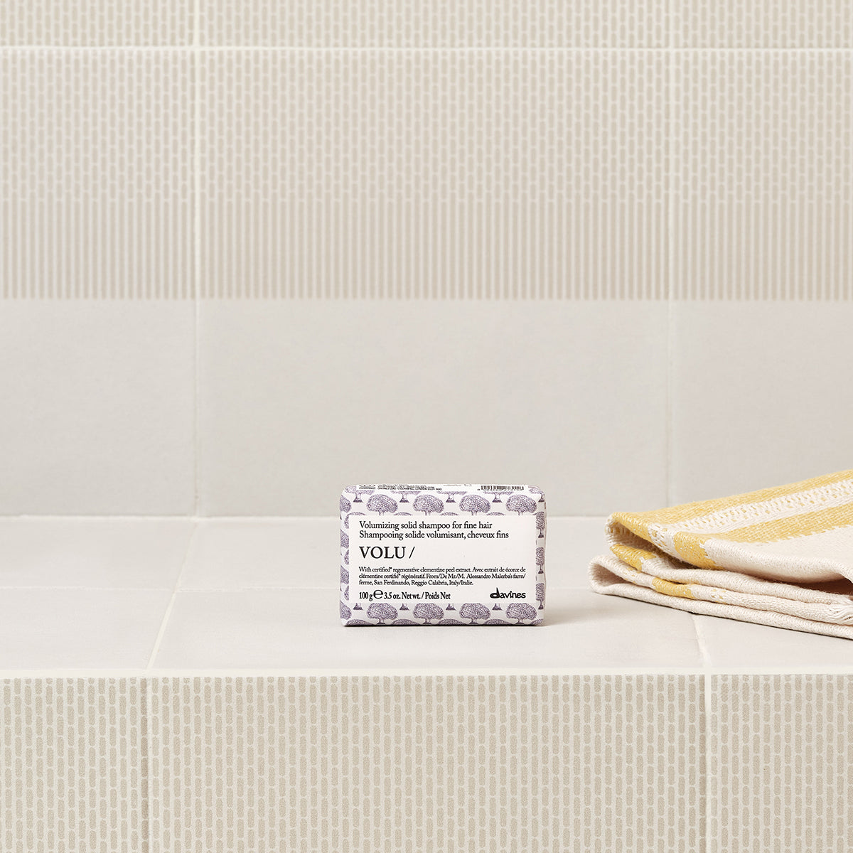 Davines International VOLU Solid Shampoo - Volumizing solid shampoo for fine hair