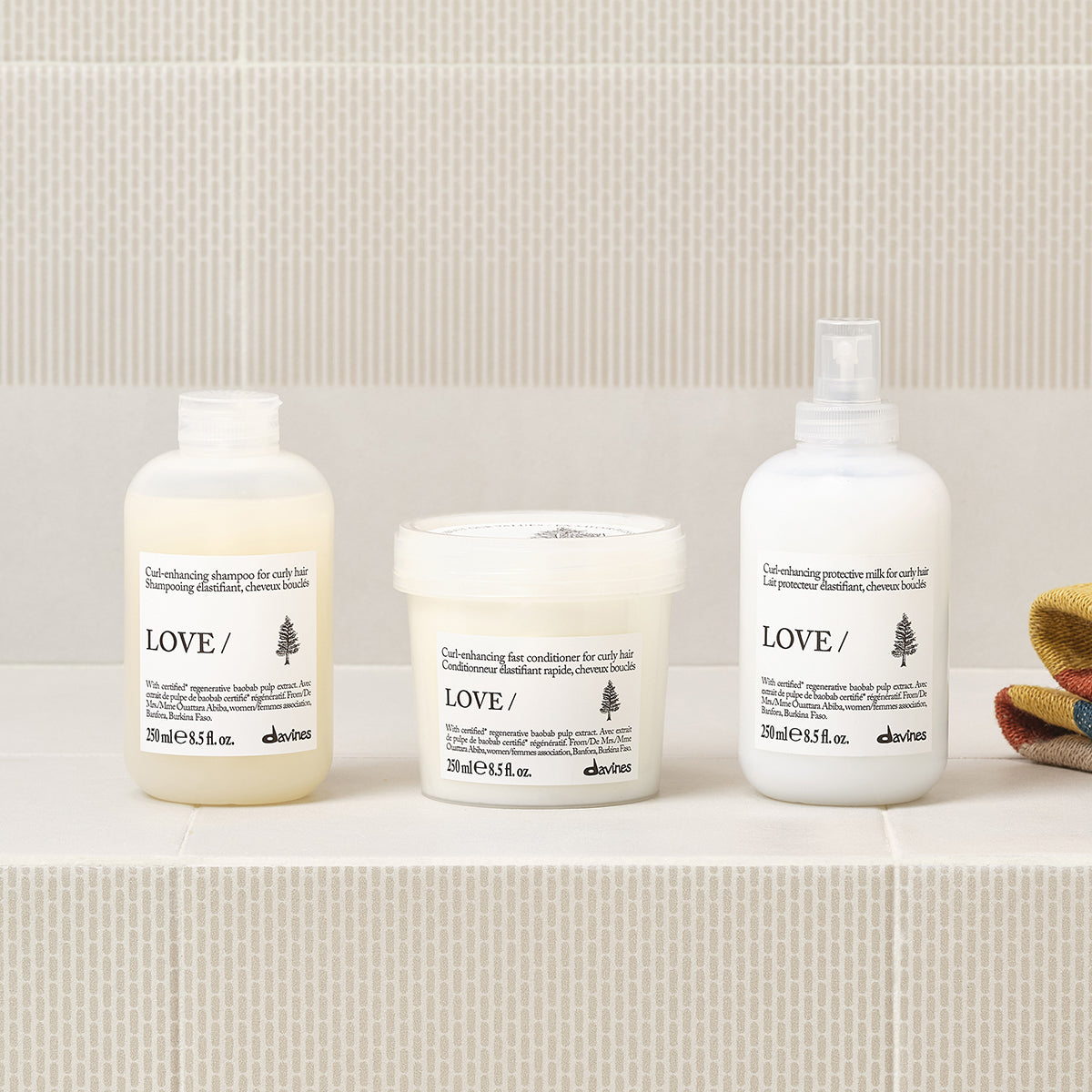 Davines International LOVE CURL Conditioner - Curl-enhancing fast conditioner for curly hair