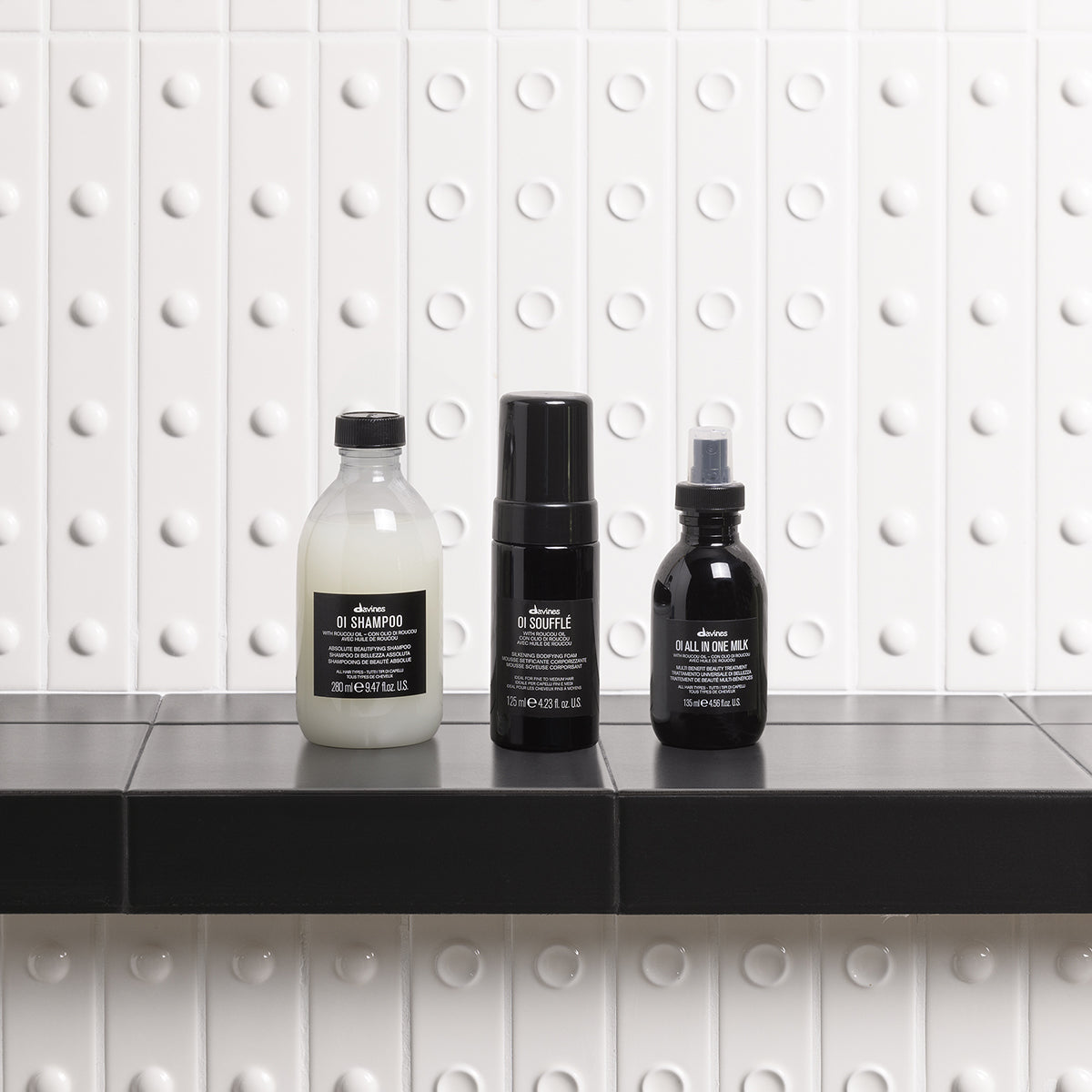 Davines International OI SOUFFLÉ - Leave-in liquid-to-foam mousse for radiant shine and
full-bodied