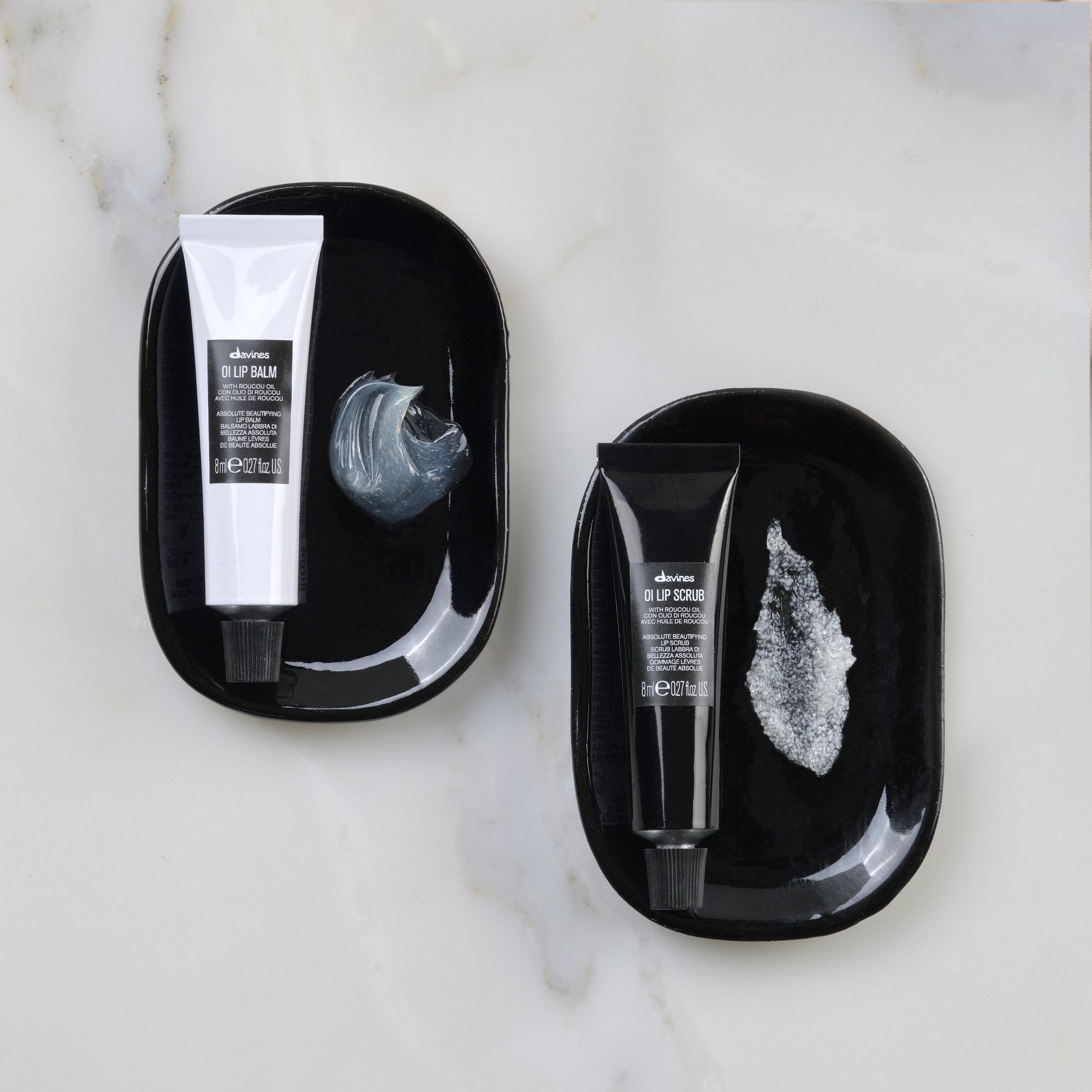 Davines International OI LIP KIT - Hydrating lip balm and
scrub set