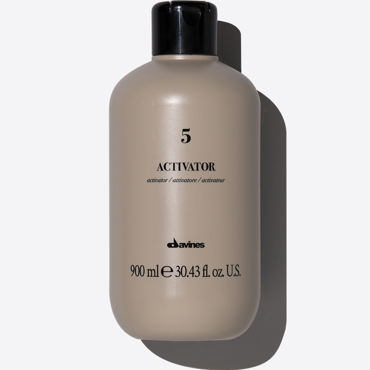 Activator 5 vol Creamy emulsion of hydrogen peroxide at 1.5% 900 ml Davines