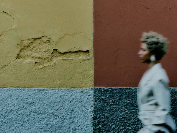 Why choose demi-permanent hair colour for your next look