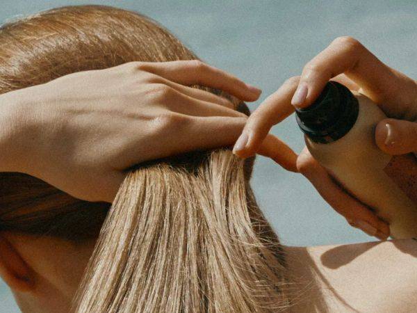 Why Is My Hair Flat? Causes and Solutions