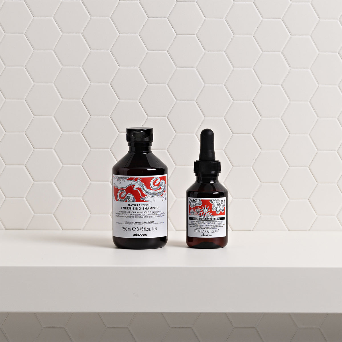
Davines International ENERGIZING Shampoo - Revitalising mild shampoo for fragile scalp and hair prone to falling out