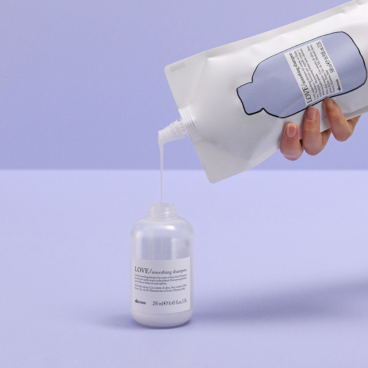 Translation missing: en.products.general.vendor: ESSENTIAL HAIRCARE LOVE Smoothing Shampoo  Smoothing shampoo for coarse or frizzy hair -100x.jpg?v=1767883539
